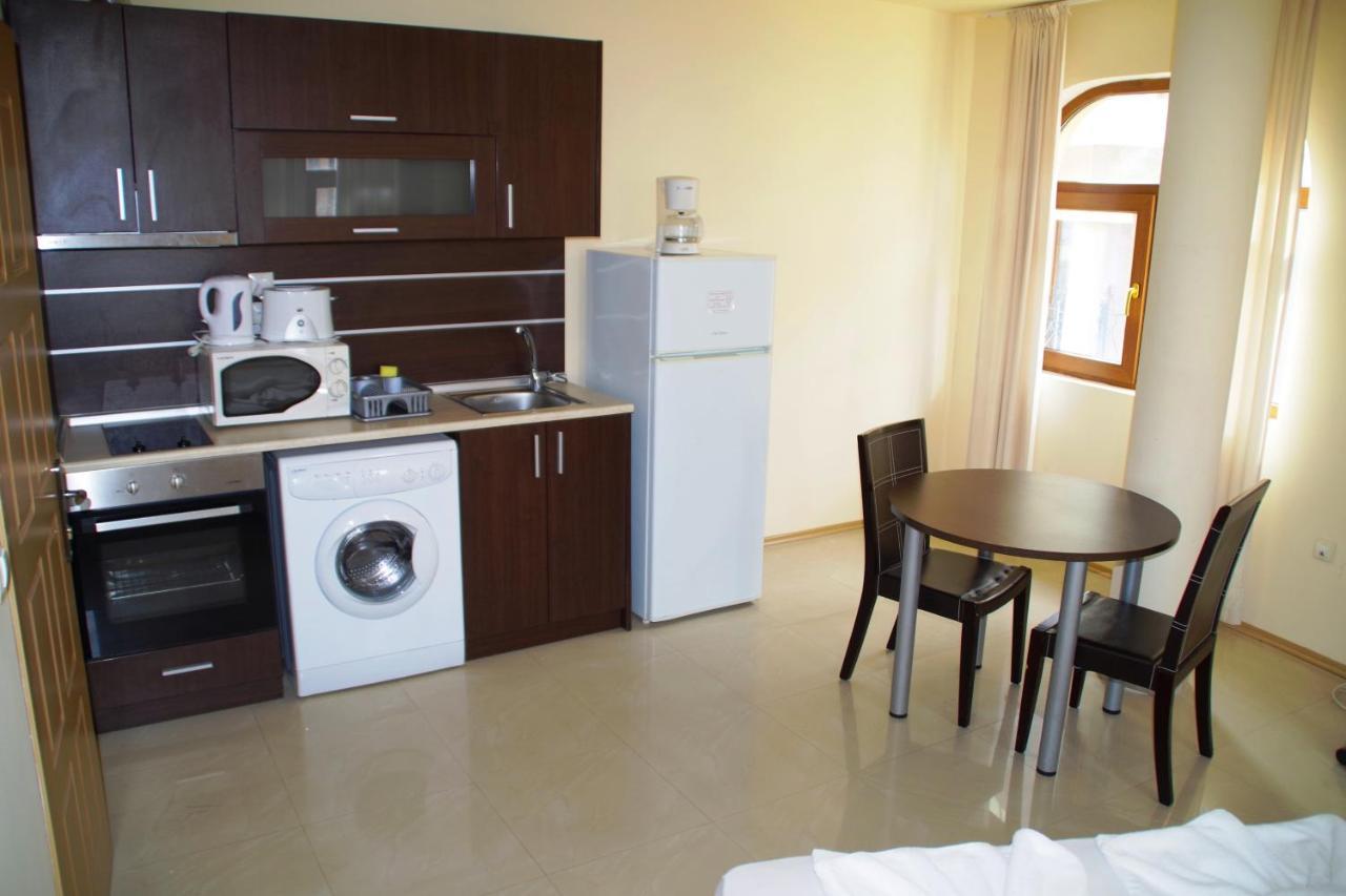 Azura Garden Apartments Chernomorets Esterno foto