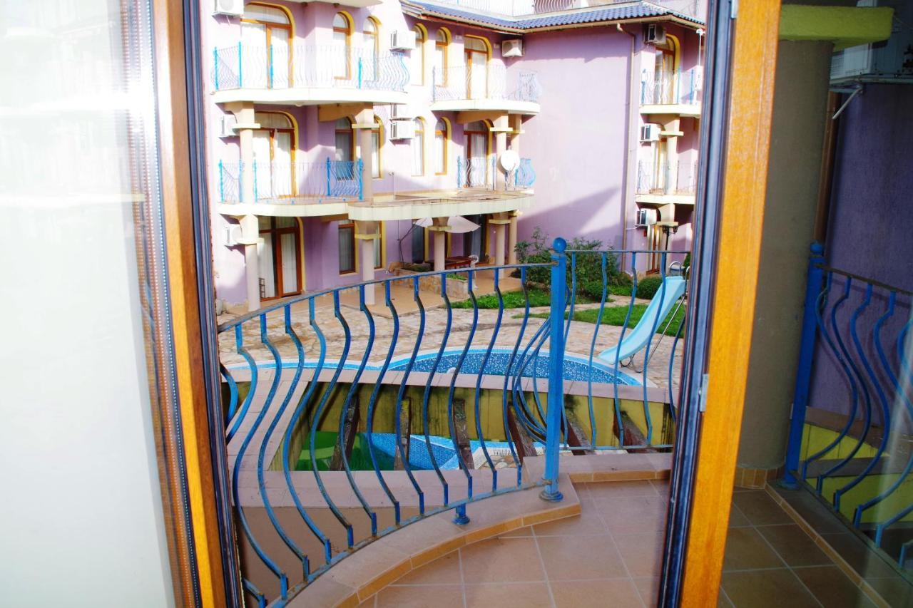 Azura Garden Apartments Chernomorets Esterno foto