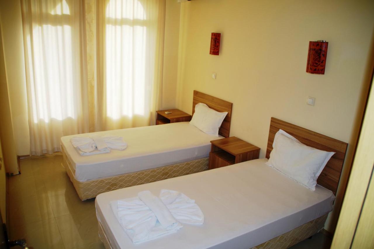 Azura Garden Apartments Chernomorets Esterno foto